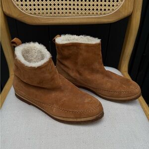 Jenni Kayne Shearling Suede
Ankle Boots (Size 40)